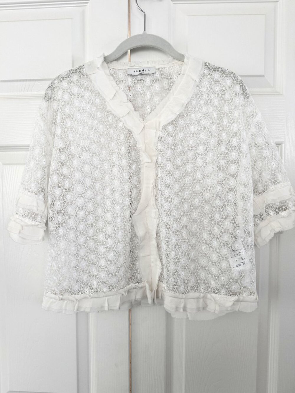 Andréa White Lace Ruffle-Trim Short Sleeve Blouse